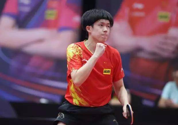 宝座的朱婷 宝座的朱婷